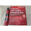 Image 2 : Ladder less 11 FT Reach Xmas Light Hanging Kit