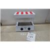 Image 1 : Nostalgia Old Fashioned Hot Dog Stand Roller