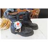 Image 5 : 11 Pairs New Work Gloves New with Tags Thinsulate Boots Size 7