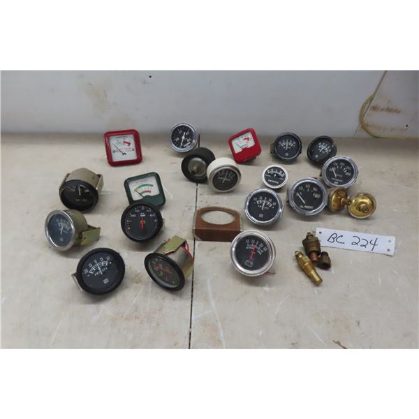 Gauges Oil Pressure, Amps, Temperature