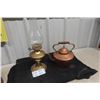Image 1 : Copper Kettle and Brass Oil Lamp