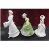 Image 3 : 3 Royal Doulton Figurines Fair Maiden 1966 5'', Helen 1984 5'' 