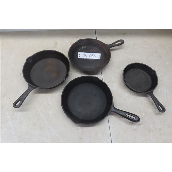 4 Cast Iron Fry Pans