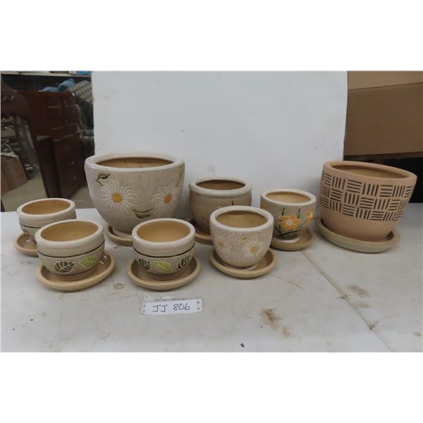 7 Ceramic Flower Pots and Matching Saucer 