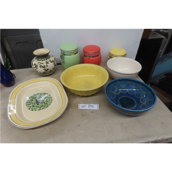 3 Piece Cannister Set, Colourful Serving Bowls