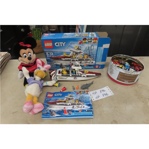 Lego City Fishing Boat, Microcars Minnie Mouse and Daisy Duck Stuffies
