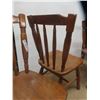 Image 6 : 4 Wood Kitchen Chairs 