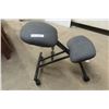 Image 1 : Kneeling Computer Chair Desk