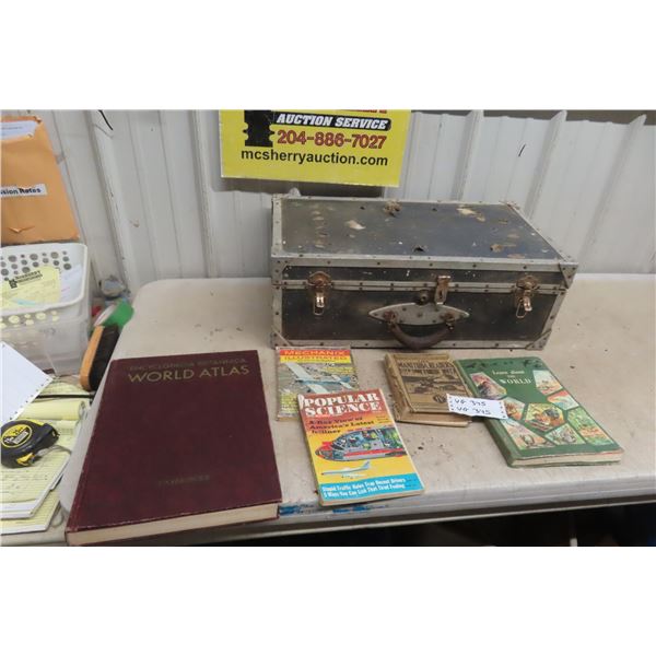 Case with Altos Manitoba Recorder + 