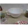 Image 7 : P:itccher, Mixing Bowl with Pour Lip, Various Serving Ware 