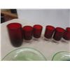 Image 4 : 4 Flower Depression Bowls + 11 Ruby Glasses 