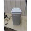 Image 1 : Koolatron Cooler 12V 16"x17"x8 1/2"