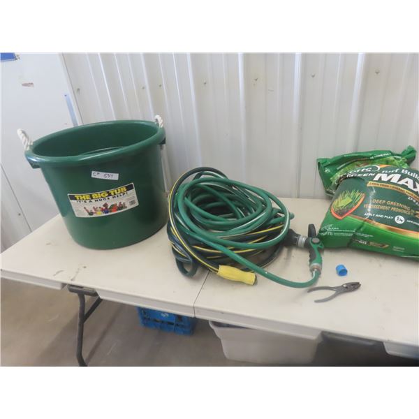 Yard Tools; Garden Hose, 42lb Turf Builder Scotts 