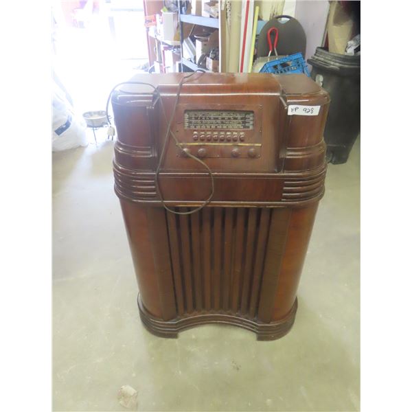 Philco Cabinet Radio 