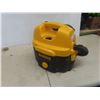 Image 1 : Dewalt DC500 2 Gallon Heavy Duty Wet Dry Vac 
