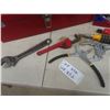 Image 2 : Pipewrench, Tube Cutter, Pliers, Torch, Plumbing, Metal Box