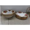Image 6 : 46 Pieces Royal Albert Old Country Roses