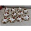 Image 7 : 46 Pieces Royal Albert Old Country Roses