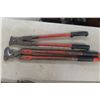 Image 3 : 2 Cable Cutters and Bolt Cutters