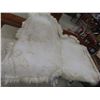 Image 2 : Large Sheep Skin Rug 5 ft x 3 1/2 ft 