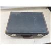 Image 7 : Vintage Luggage 13"x18"x6"