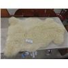 Image 1 : Sheep Skin Rug 42x32