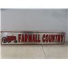 Image 4 : 3 Modern Metal Tractor Signs - John Deere, Farmall + 