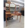 Image 1 : Wood Vanity Dressing Table with Tri Mirror + 