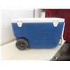 Image 2 : Coleman Cooler on Wheels 