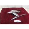 Image 1 : 50's Oldsmobile Chrome Hood Ornament 18" Long 