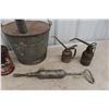 Image 2 : Oil Cans + Oil & Antifreeze Cans 
