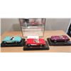 Image 3 : 3 TIER CAR DISPLAY 1/24TH, 2 B BURAGO 1957 CORVETTES