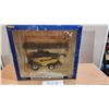 Image 5 : NEW HOLLAND CR9060 ERTL DIE CAST COMBINE 1/32 