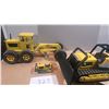 Image 1 : 1970'S TONKA ROAD GRADER 17 INCH, BULL DOZER 13 INCH