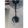 Image 3 : Weatherworks Fan on Stand, Blade Screen 17" Diameter 