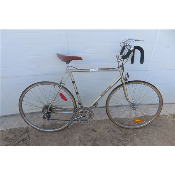 Pace Setter Variable Speed Bike  27"