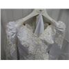 Image 7 : Wedding Dress and Veil Only Worn Once