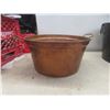 Image 2 : Copper Basin and Large Black Metal Tub 