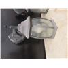 Image 3 : 6 Exterior Lights