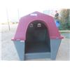 Image 3 : Dog House  38 x 28.5 x 30" H In Excellent Condition 