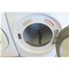 Image 8 : Samsung Washer/ Dryer Set - Washer is Front Load , Dryer is a Steam  Dryer 