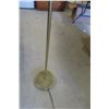 Image 2 : Brass Floor Lamp 