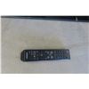 Image 3 : Samsung TV 40'' with Remote 