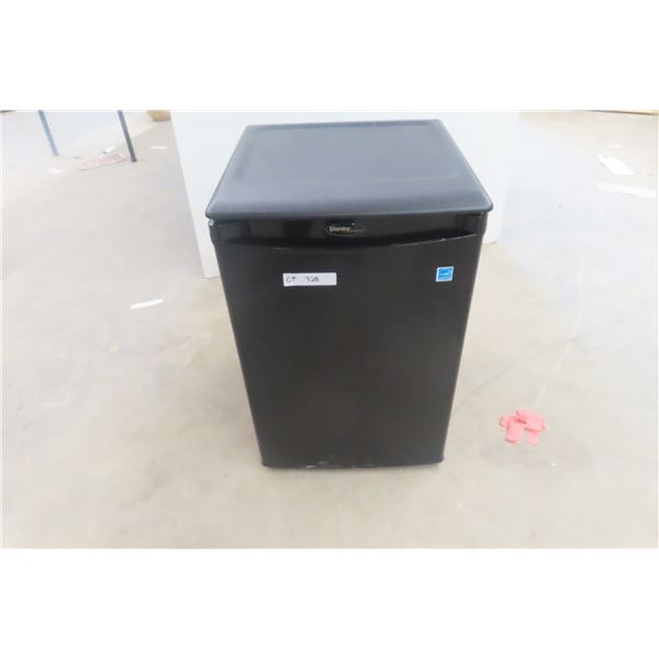 Danby Beer Fridge 27"x18"x18"