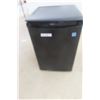 Image 2 : Danby Beer Fridge 27"x18"x18"
