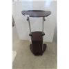 Image 1 : Rolling Adjustable Podium