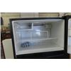 Image 5 : G.E Fridge With Top Freezer 68"x35"x30"
