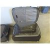 Image 6 : 3 Piece Swiss Gear Soft Sided Luggage