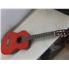 Image 8 : Yamaha Acoustic Guitar Missing 2 Strings