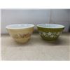 Image 2 : 5 Pyrex Mixing Bowls